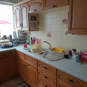Kitchen Units in Mold 